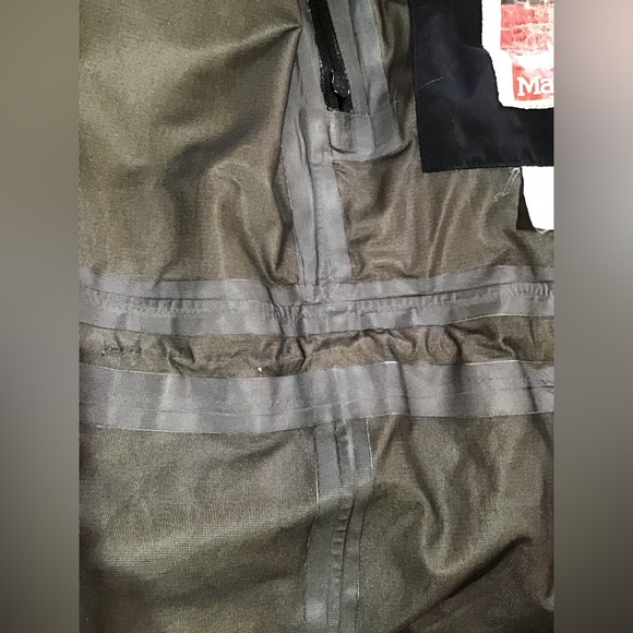 Vintage late-1990’s Marmot Gore Tex Hard Shell, Great Used Condition - Picture 8 of 9